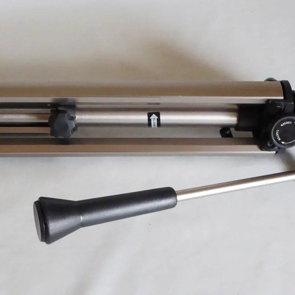 VINTAGE GOLD COAST GT-400P PHOTO VIDEO FLUID ACTION CAMERA TRIPOD STAND 20 - 60